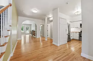 32 N Prospect St, Amherst, MA 01002 - Photo 11