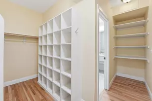 32 N Prospect St, Amherst, MA 01002 - Photo 13