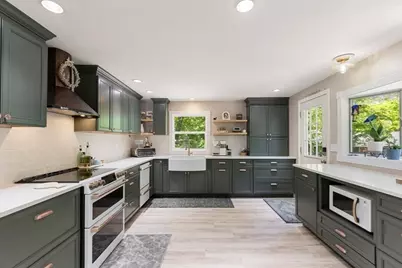 71 Hesperus Ave, Gloucester, MA 01930 - Photo 3