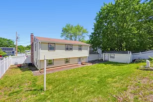 93 Rogers Dr, Stoughton, MA 02072 - Photo 25