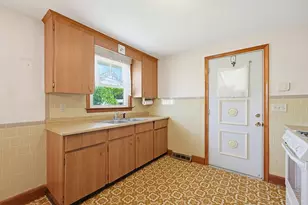 93 Rogers Dr, Stoughton, MA 02072 - Photo 9