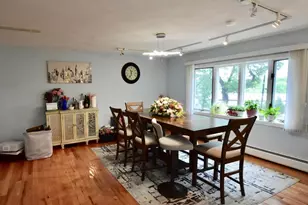9 Hazen St, Chelmsford, MA 01824 - Photo 3