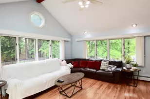 9 Hazen St, Chelmsford, MA 01824 - Photo 9