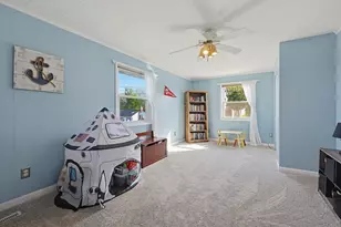 2 Theresa Rd, Stoneham, MA 02180 - Photo 19