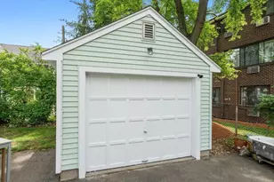 68 Brooks Ave, Newton, MA 02460 - Photo 29