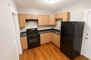 196 Washinton St, Lynn, MA 01902 - Photo 1