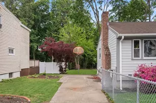 52 Valley Rd, Boston, MA 02124 - Photo 25