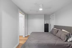 392 E 8th St, Boston, MA 02127 - Photo 9