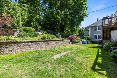 392 E 8th St #1, Boston, MA 02127 - Photo 11
