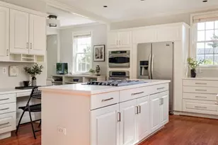 17 Chesham Rd, Brookline, MA 02445 - Photo 11