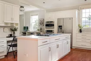 17 Chesham Rd, Brookline, MA 02445 - Photo 13