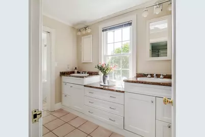 17 Chesham Road, Brookline, MA 02445 - Photo 19