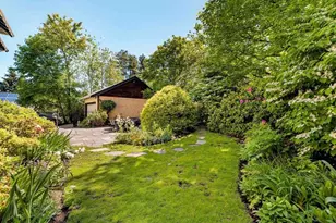 17 Chesham Rd, Brookline, MA 02445 - Photo 29