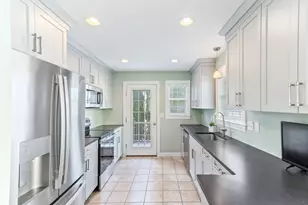 3 Carleton St, Wareham, MA 02558 - Photo 25