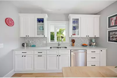 60 Norwood Ave, Northampton, MA 01062 - Photo 15