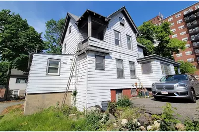 635 Salem St, Malden, MA 02148 - Photo 5