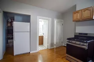 174 Centre, Quincy, MA 02169 - Photo 7