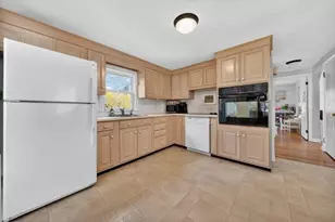 15 Village Rd, Weymouth, MA 02189 - Photo 5