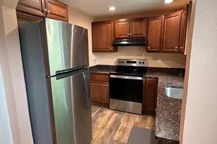 81 Brown St, Attleboro, MA 02703 - Photo 7