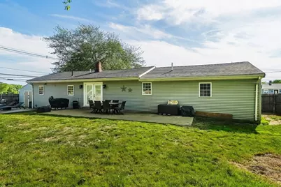 1 Eric Rd, Dartmouth, MA 02747 - Photo 3