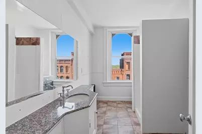 105 High St #4P, Holyoke, MA 01040 - Photo 11