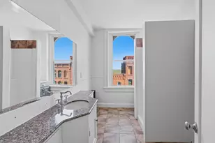 105 High St, Holyoke, MA 01040 - Photo 11