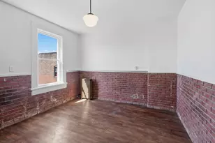 105 High St, Holyoke, MA 01040 - Photo 5