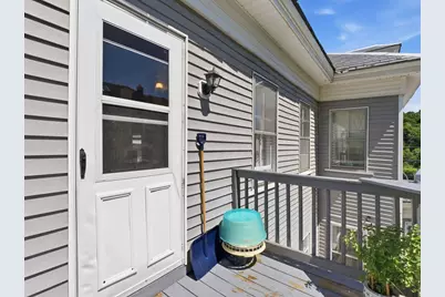223 Stackpole St, Lowell, MA 01852 - Photo 33