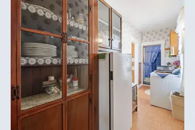 223 Stackpole St, Lowell, MA 01852 - Photo 25