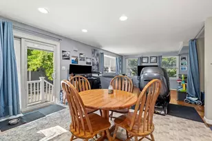 11 Gardner, Salem, MA 01970 - Photo 3