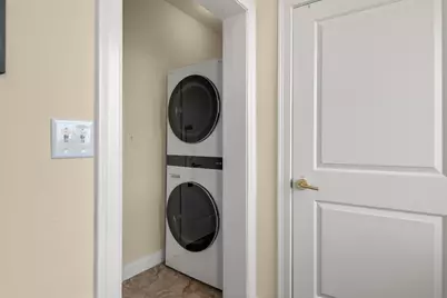 70 Moore St #PH, Winthrop, MA 02152 - Photo 21