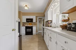 47 Whitehall Rd, Amesbury, MA 01913 - Photo 7
