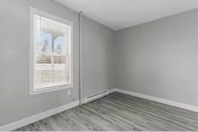 35 N Summer St, Holyoke, MA 01040 - Photo 23