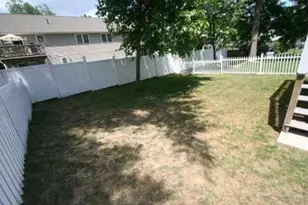 42 Castine St, Worcester, MA 01606 - Photo 17
