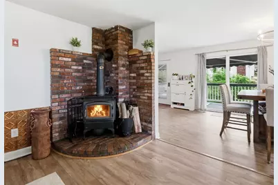 20 W Clifton St, Haverhill, MA 01832 - Photo 11