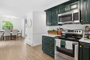 20 W Clifton St, Haverhill, MA 01832 - Photo 7