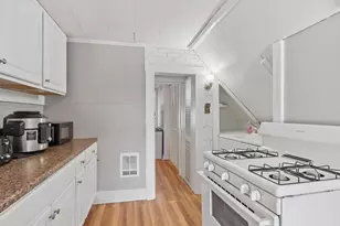 16 Doane St, Worcester, MA 01607 - Photo 35
