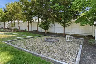 351 Lowell St, Peabody, MA 01960 - Photo 35