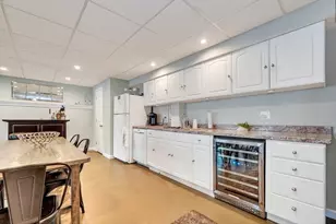 2 Heritage Ln, Saugus, MA 01906 - Photo 27