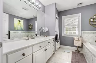 2 Heritage Ln, Saugus, MA 01906 - Photo 21