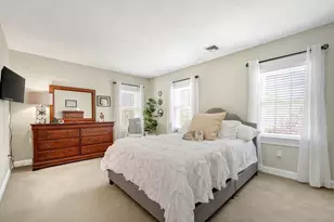 2 Heritage Ln, Saugus, MA 01906 - Photo 23