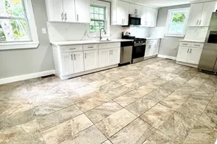 14 Elm Ave, Holbrook, MA 02343 - Photo 5