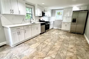 14 Elm Ave, Holbrook, MA 02343 - Photo 7