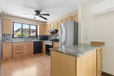 36 Florence St, Everett, MA 02149 - Photo 3