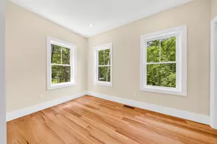 374 Brandy Brow Rd, Haverhill, MA 01830 - Photo 3