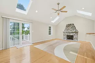 100 Lakeview Ave, Mansfield, MA 02048 - Photo 9