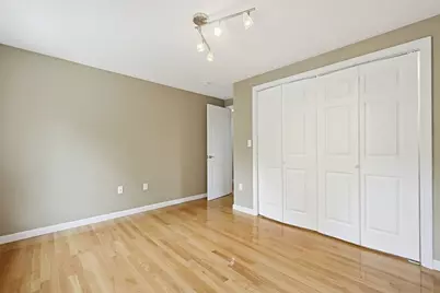 100 Lakeview Ave, Mansfield, MA 02048 - Photo 19