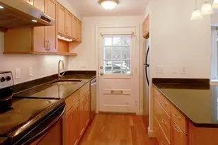 60 Lake St, Winchester, MA 01890 - Photo 7