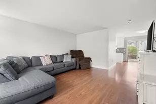 945 Riverside Dr, Methuen, MA 01844 - Photo 9
