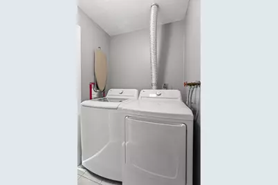 945 Riverside Dr #29D, Methuen, MA 01844 - Photo 11